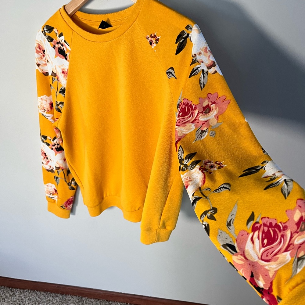 SHEIN Yellow Floral Long Sleeve Top – Bright & Stylish - Picture 2 of 6